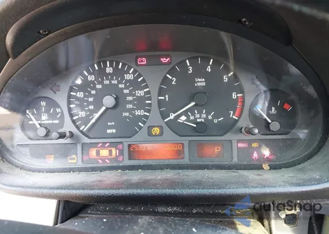 2002 BMW 325 из США, поврежденный, VIN WBAEU33442PH85336